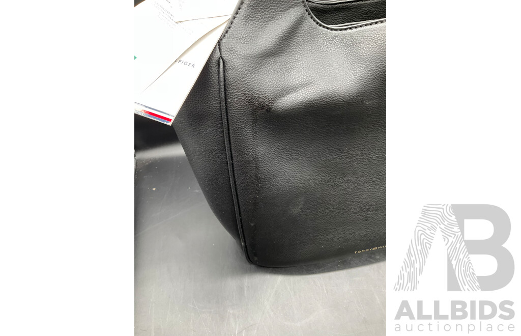 Monogram Tote Bag in Black Branded Tommy Hilfiger