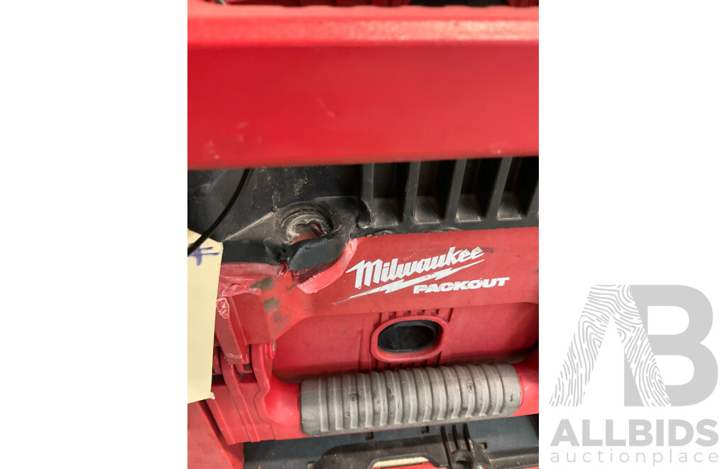 MILWAUKEE Packout with Tools