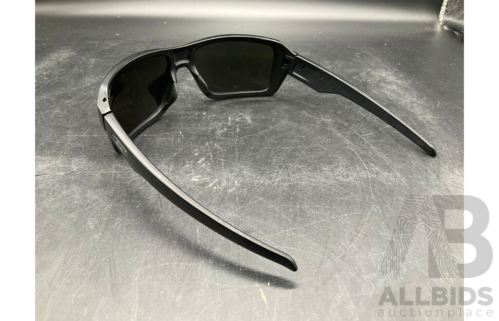 Oakley (OO9380) Double Edge Sunglasses