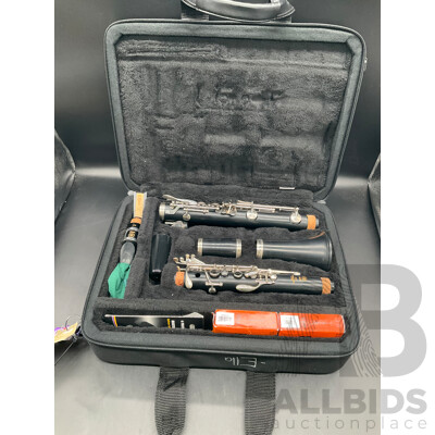 YAMAHA Clarinet in Case