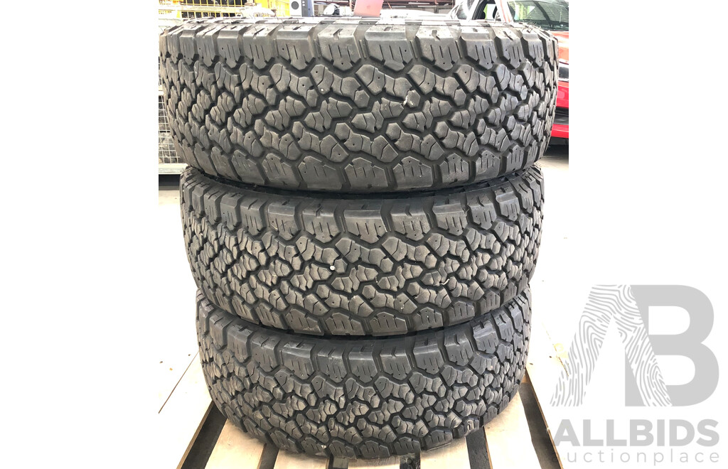 General Grabber A/T 17 Inch Tyres - Lot of Three