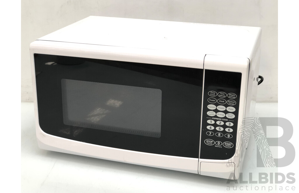 Homemaker 700 Watt Microwave Oven