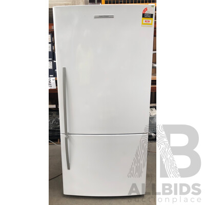 Fisher and Paykel 520 Litre Bottom Mount Fridge/Freezer