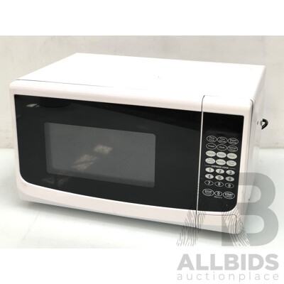 Homemaker 700 Watt Microwave Oven