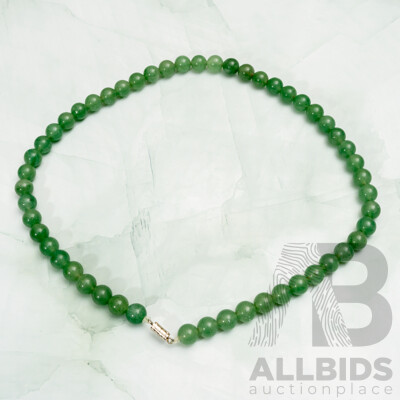 Vintage Chinese Green Jade Beaded Necklace, 9mm Beads, 50cm Long