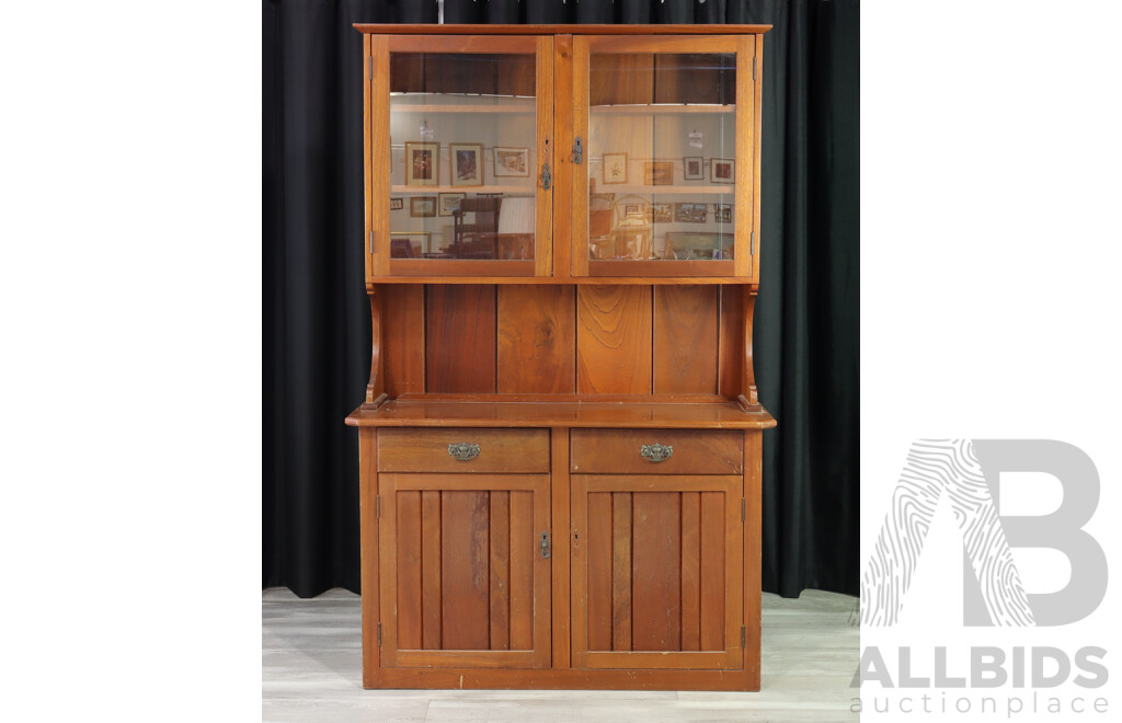 Timber Kitchen Buffet and Hutch