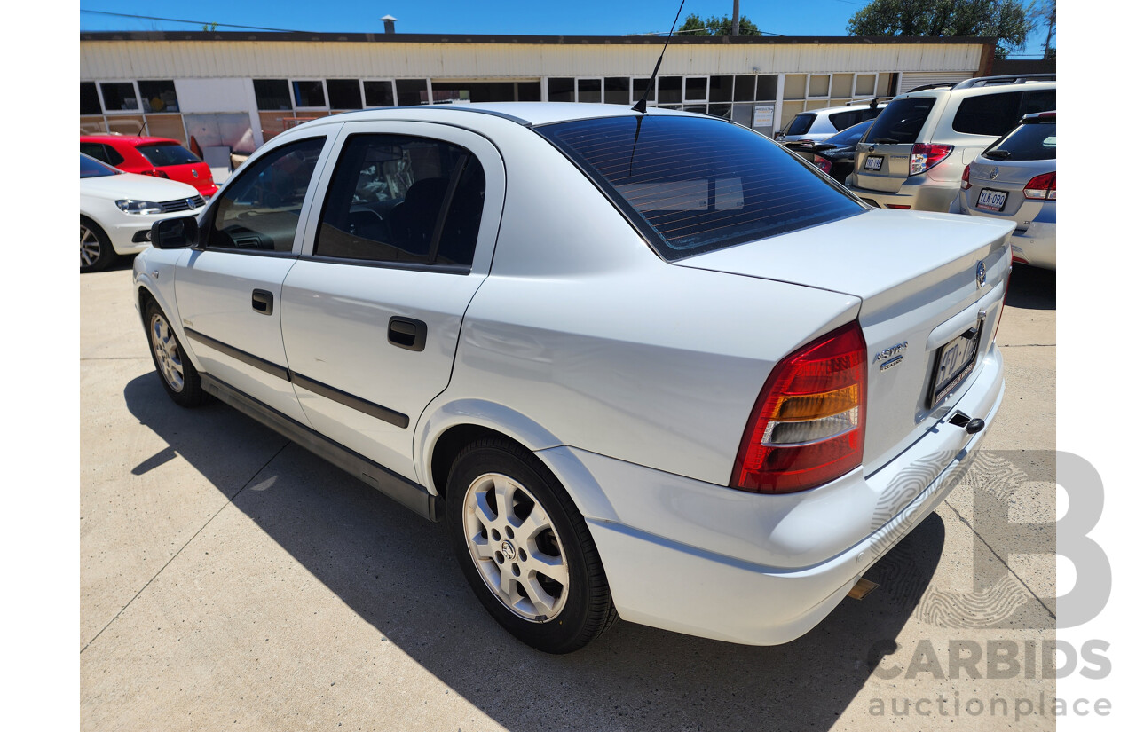 8/2005 Holden Astra Classic Equipe TS MY05 4d Sedan White 1.8L