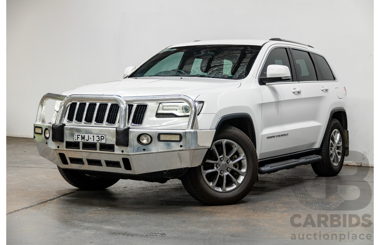 10/2014 Jeep Grand Cherokee Laredo (4x4) WK MY15 4d Wagon Bright White 3.0L Turbo Diesel