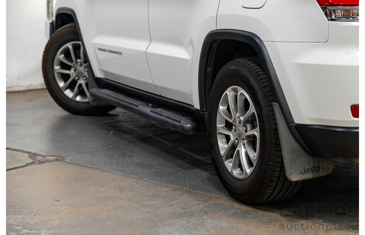 10/2014 Jeep Grand Cherokee Laredo (4x4) WK MY15 4d Wagon Bright White 3.0L Turbo Diesel