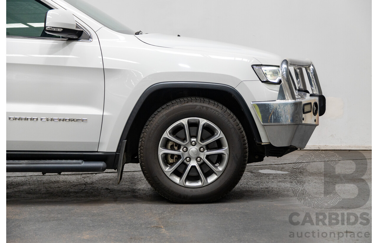 10/2014 Jeep Grand Cherokee Laredo (4x4) WK MY15 4d Wagon Bright White 3.0L Turbo Diesel