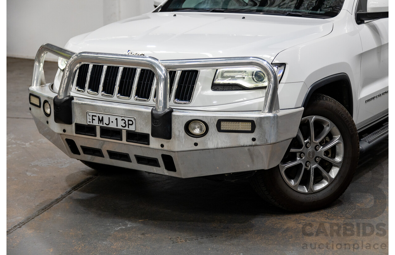 10/2014 Jeep Grand Cherokee Laredo (4x4) WK MY15 4d Wagon Bright White 3.0L Turbo Diesel