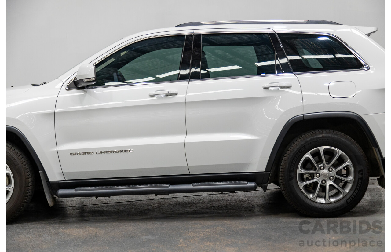 10/2014 Jeep Grand Cherokee Laredo (4x4) WK MY15 4d Wagon Bright White 3.0L Turbo Diesel