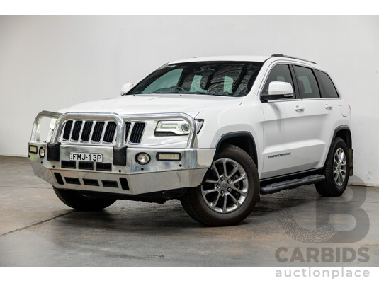 10/2014 Jeep Grand Cherokee Laredo (4x4) WK MY15 4d Wagon Bright White 3.0L Turbo Diesel