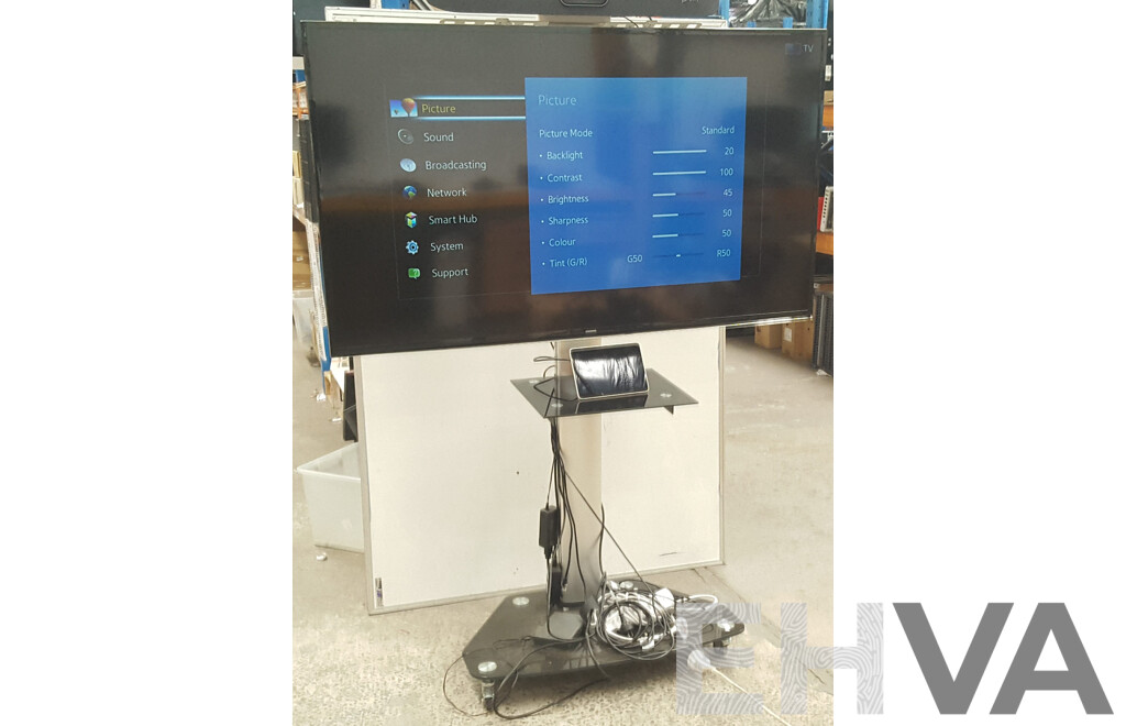 Samsung (UA60H6300) 60-Inch Full HD Smart TV on Mobile Trolley