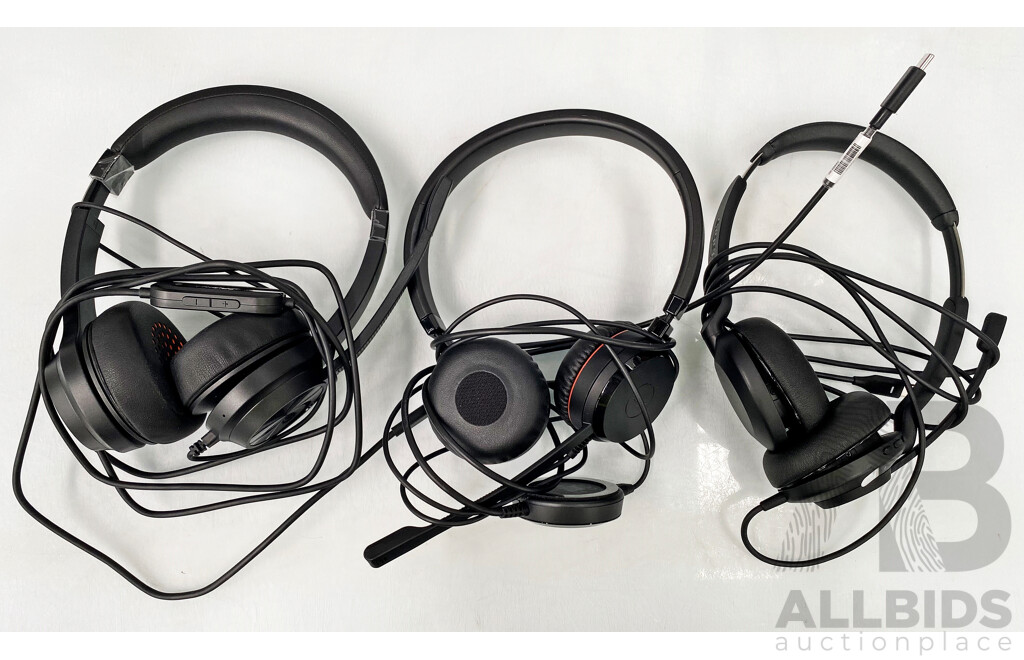 Assorted Lot of Mixed USB Headsets