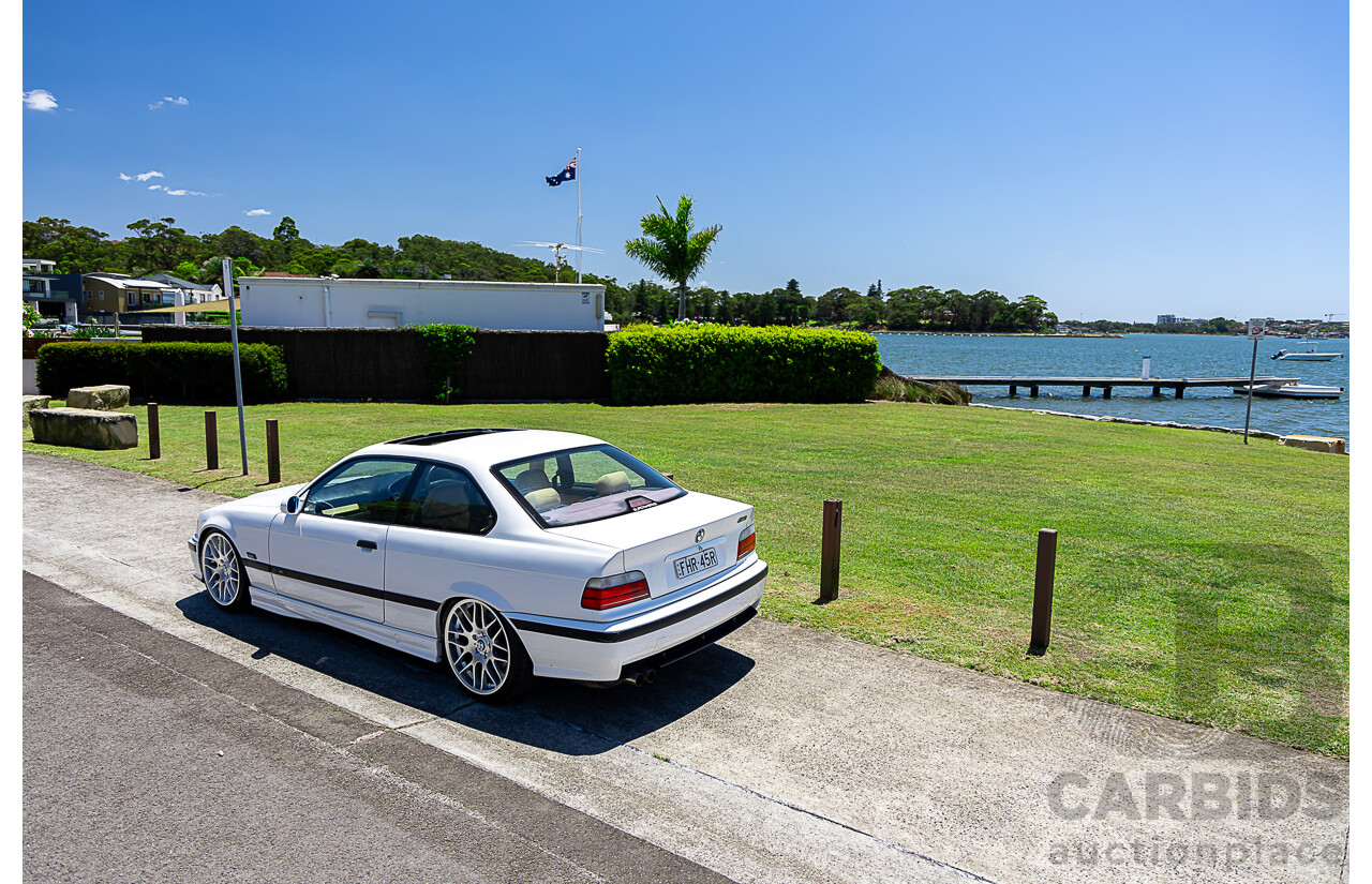 4/1995 BMW M3 E36 2d Coupe Alpine White 3.0L