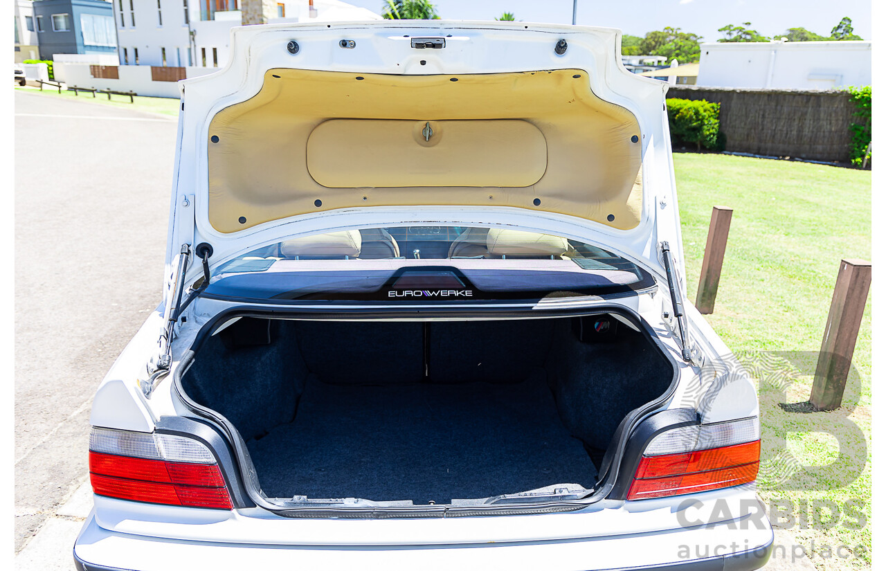 4/1995 BMW M3 E36 2d Coupe Alpine White 3.0L