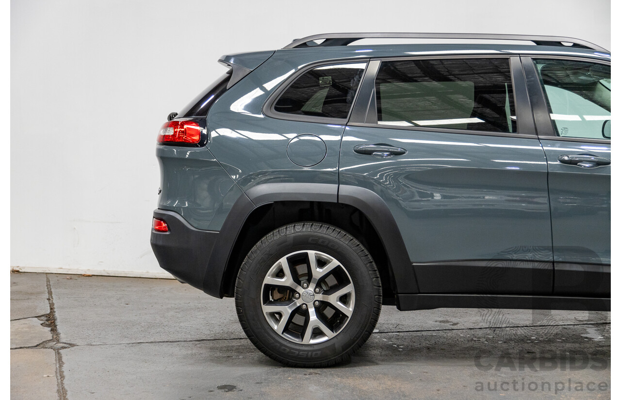 05/2015 Jeep Cherokee Trail Hawk (4x4) KL MY15 4D Wagon Rhino Grey 3.2L