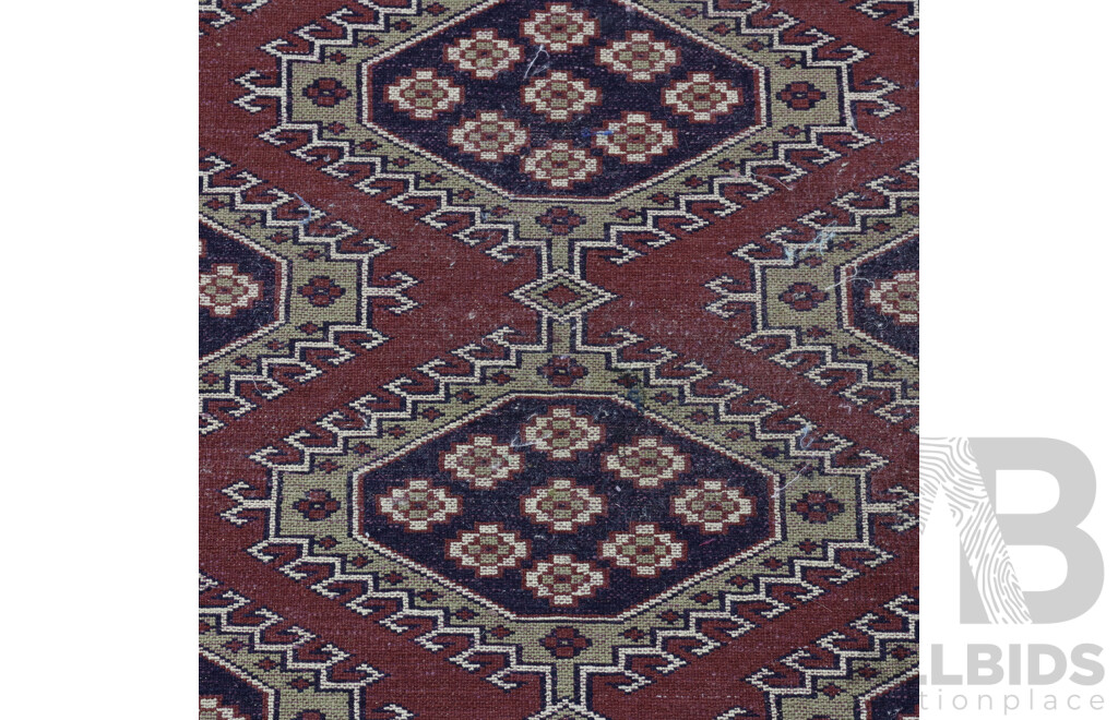 Hand Knotted Persian Wool Rug