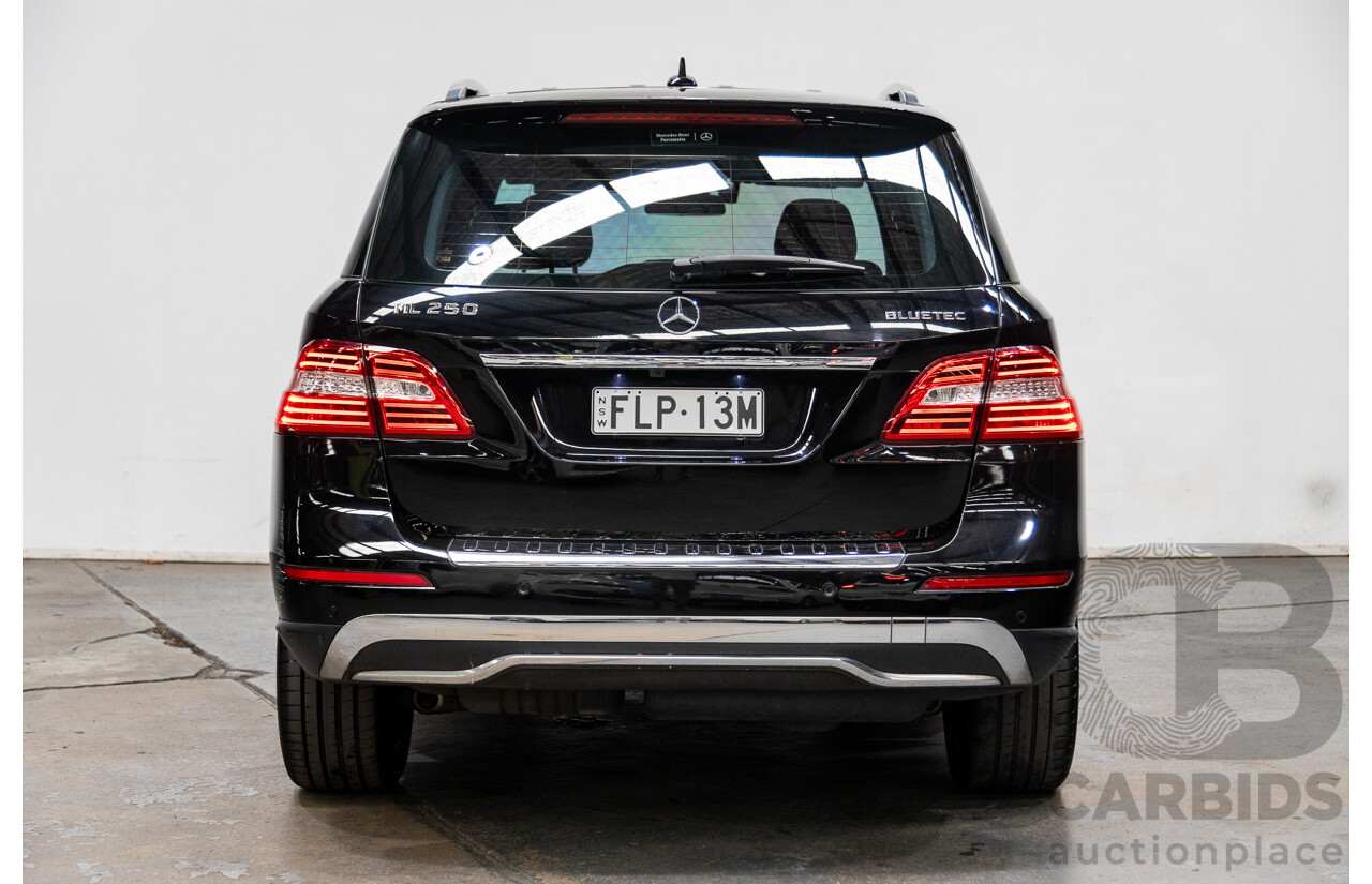 10/2014 Mercedes Benz ML250 CDI Bluetec (AWD) W166 MY14 4d Wagon Obsidian Black Turbo Diesel 2.1L