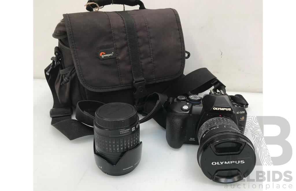 Olympus (E520) DSLR Digital Camera with Bag and Accessories