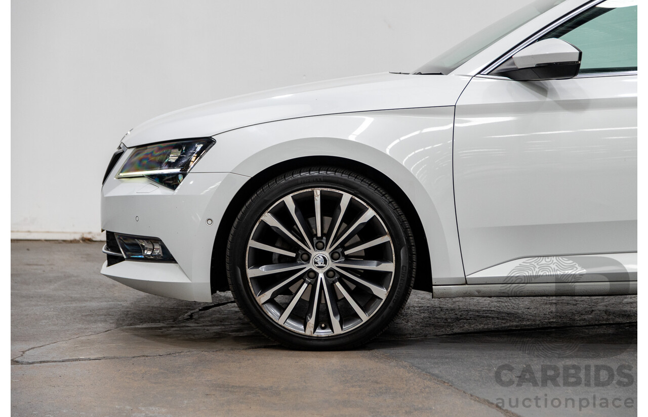 01/2018 Skoda Superb 162TSI NP MY18 4D Sedan Candy White Turbo 2.0L