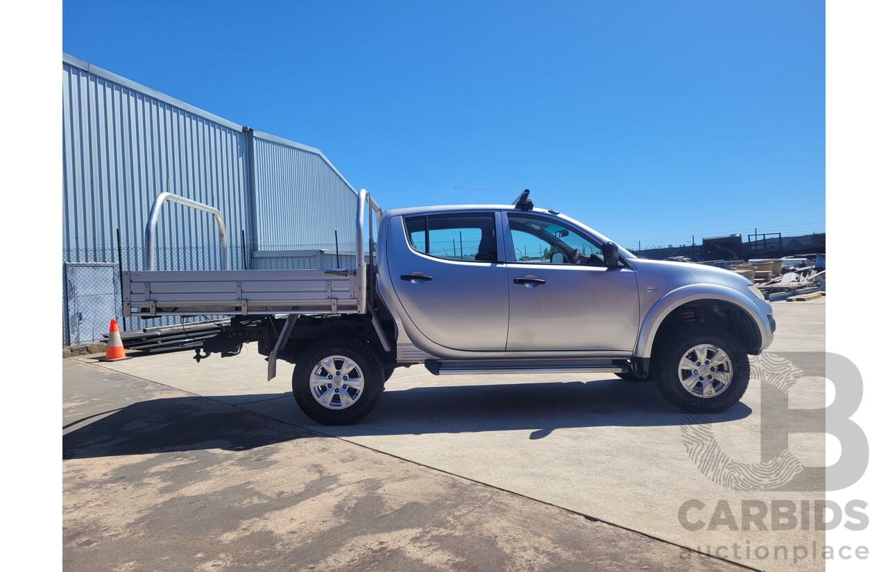 2/2013 Mitsubishi Triton GLX (4x4) MN MY13 C/Chas Silver Turbo Diesel 2.5L