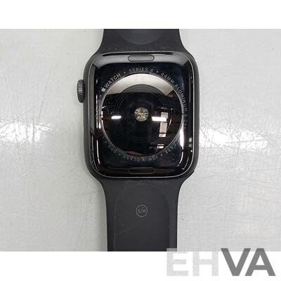 Apple Watch Series 4 (Black)