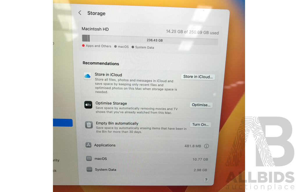 Apple (A1534) Intel Core M3 1.2 GHz Dual-Core CPU 12-Inch MacBook (Rose Gold) w/ Power Supply