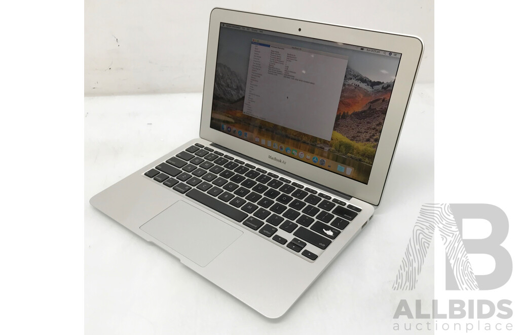 Apple (A1370) Intel Core 2 Duo 1.4 GHz CPU 11-Inch MacBook Air