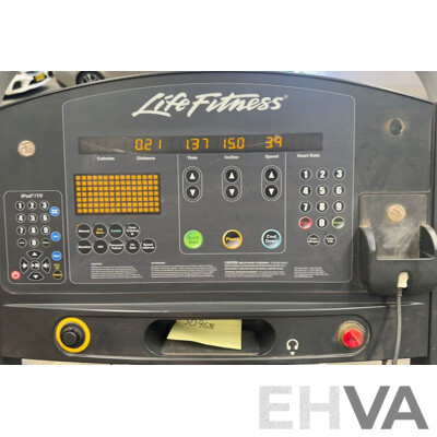Life Fitness (90T) Treadmill