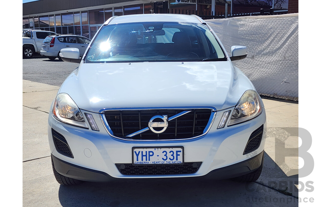 8/2011 Volvo Xc60 D5 DZ MY11 4d Wagon White 2.4L