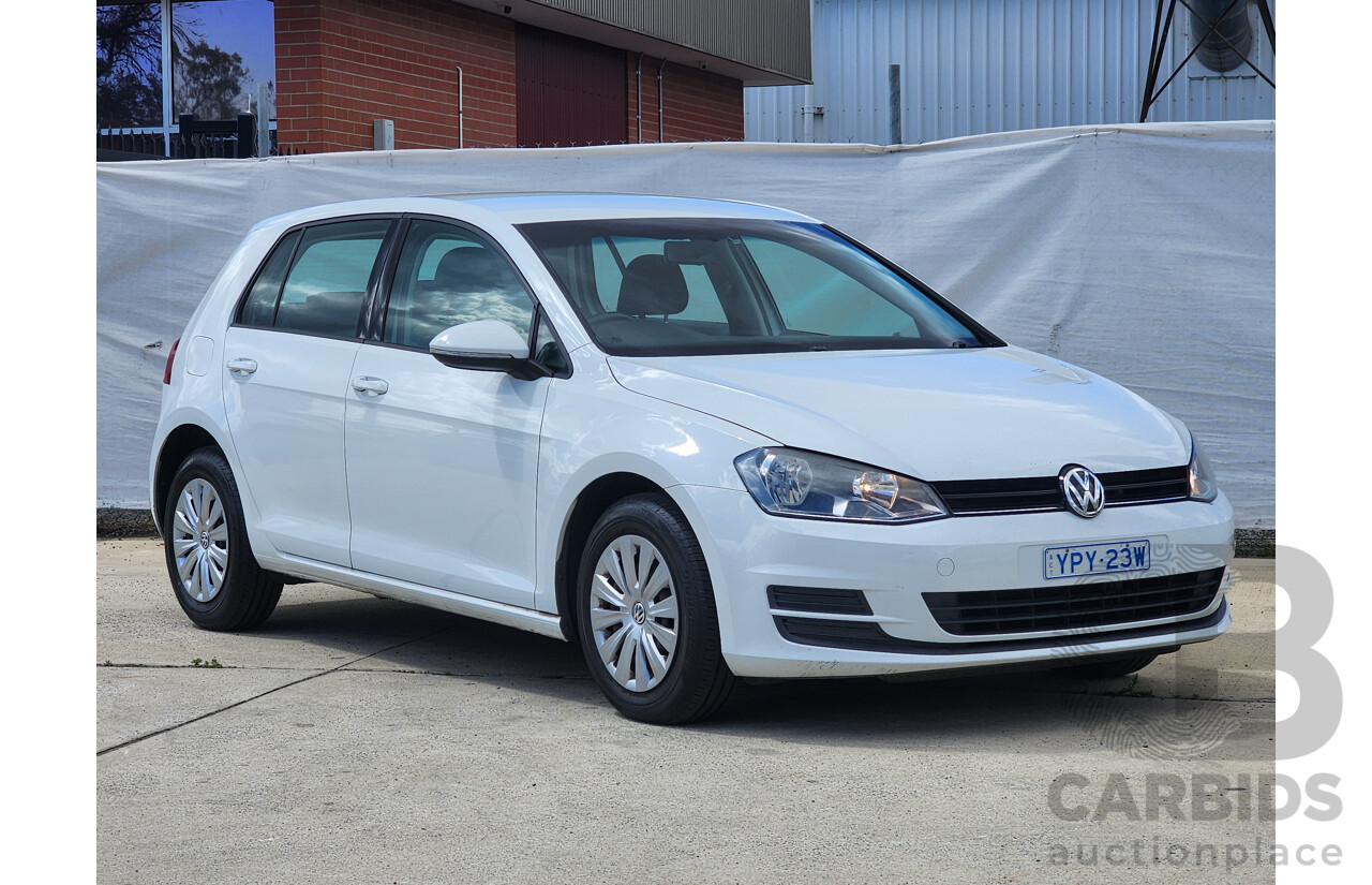 9/2015 Volkswagen Golf 90 TSI AU MY15 5d Hatchback White 1.4L