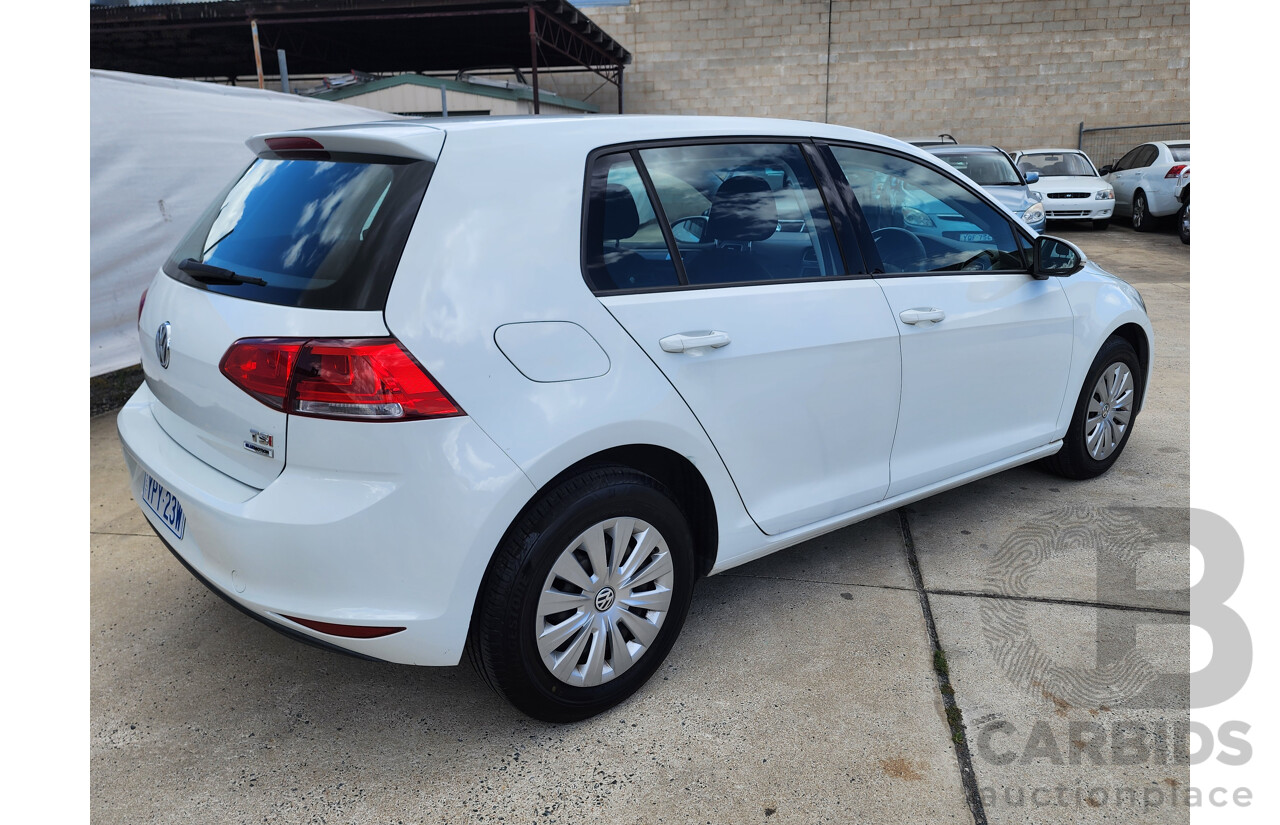 9/2015 Volkswagen Golf 90 TSI AU MY15 5d Hatchback White 1.4L