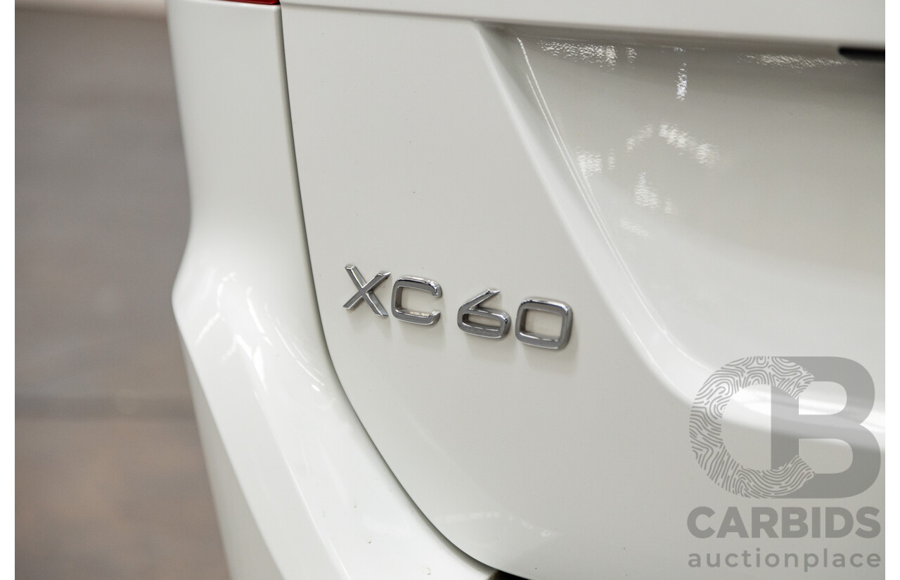 7/2013 Volvo XC60 T6 R-Design DZ MY13 4d Wagon Ice White 3.0L Turbo