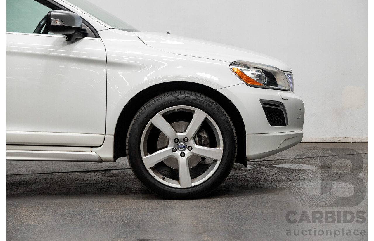 7/2013 Volvo XC60 T6 R-Design DZ MY13 4d Wagon Ice White 3.0L Turbo