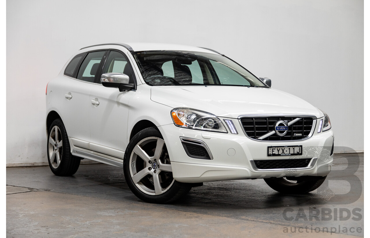 7/2013 Volvo XC60 T6 R-Design DZ MY13 4d Wagon Ice White 3.0L Turbo