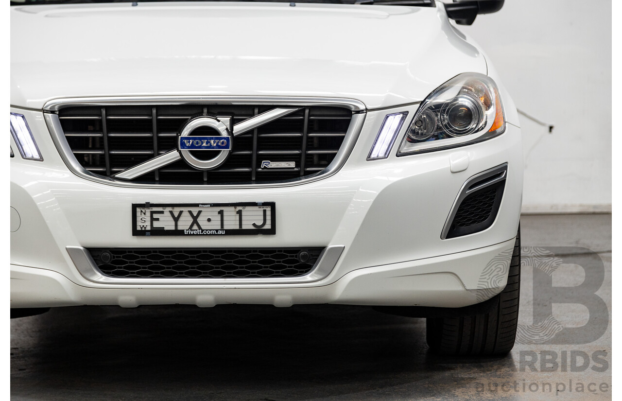 7/2013 Volvo XC60 T6 R-Design DZ MY13 4d Wagon Ice White 3.0L Turbo