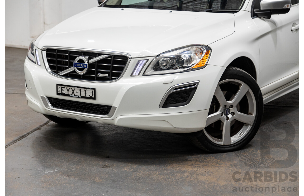 7/2013 Volvo XC60 T6 R-Design DZ MY13 4d Wagon Ice White 3.0L Turbo