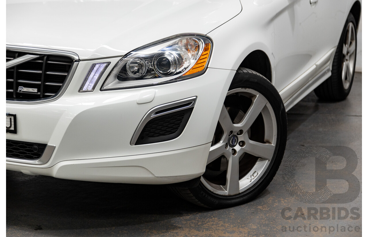 7/2013 Volvo XC60 T6 R-Design DZ MY13 4d Wagon Ice White 3.0L Turbo