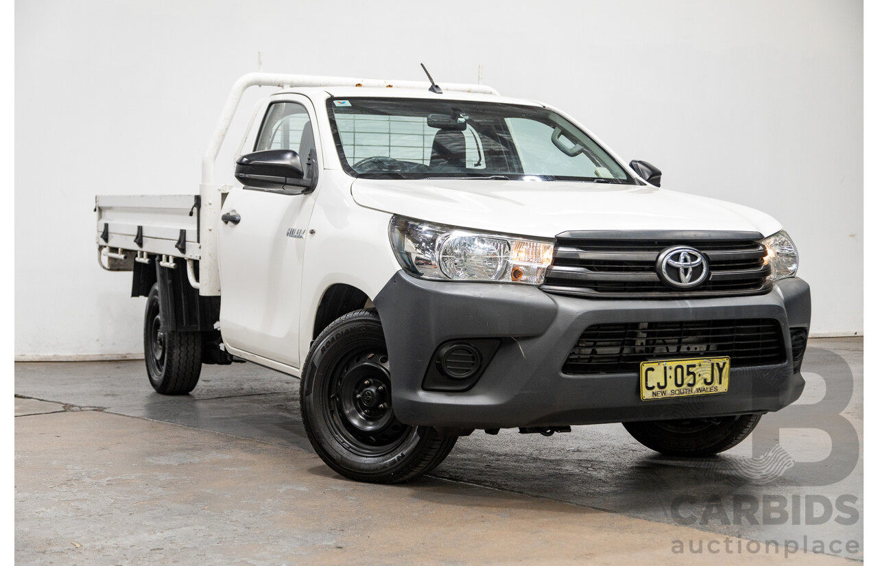 08/2016 Toyota Hilux Workmate (RWD) GUN122R C/Chas White Turbo Diesel 2.4L