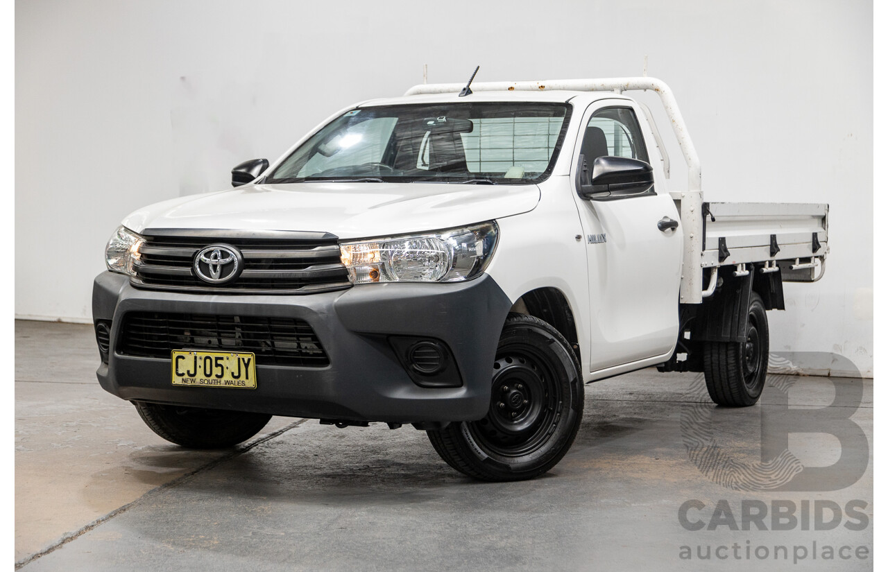 08/2016 Toyota Hilux Workmate (RWD) GUN122R C/Chas White Turbo Diesel 2.4L