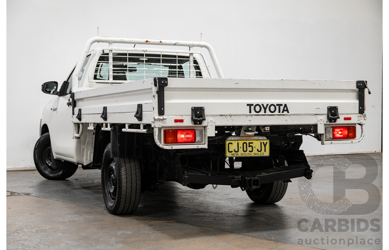 08/2016 Toyota Hilux Workmate (RWD) GUN122R C/Chas White Turbo Diesel 2.4L