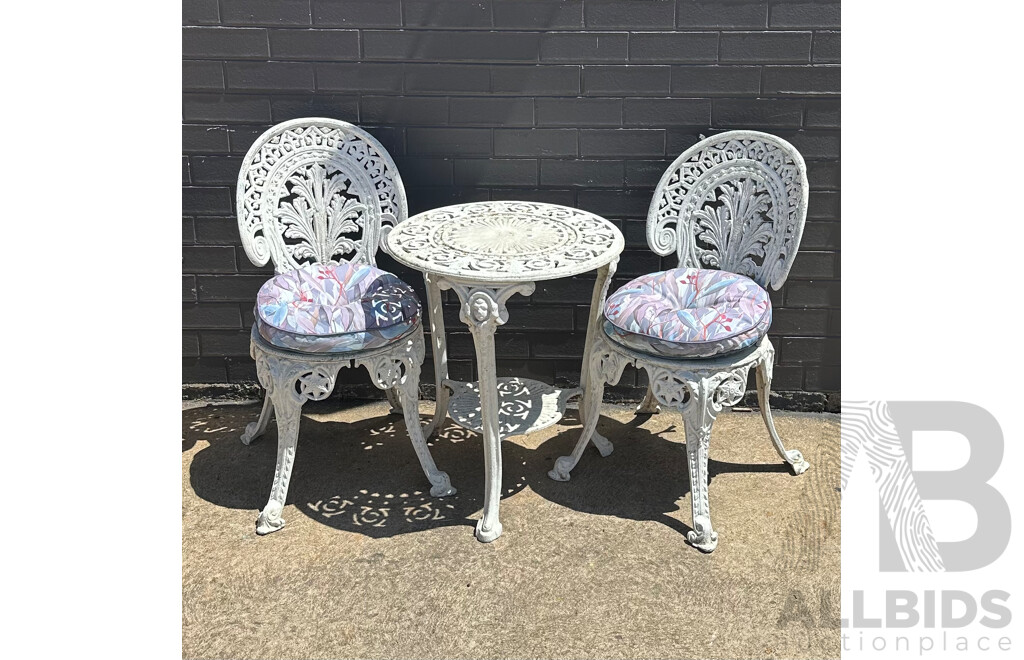 Cast Alloy Three Piece Garden Suite