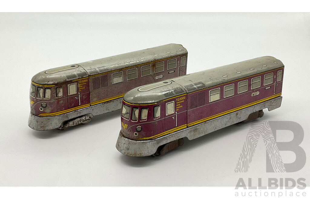 1950's Distler HO Scale TD5000 Pressed Steel Passenger Trains, Made in West Germany