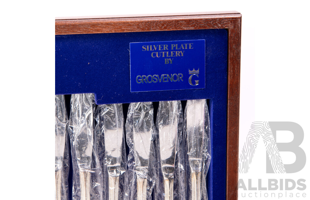 Grosvenor Silver Plate 56 Piece Flat Wear Set in Original Case