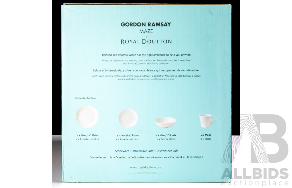 Royal Doulton Porcelain 16 Piece Box Set in Maze Pattern by Gordon Ramsey in Original Box