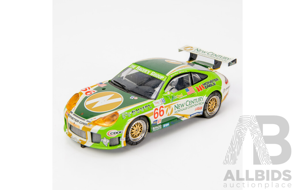 Boxed Scalextric Digital Three Car Set, Multi Car Racing with Lane Changing Includes Dodge Viper, Aston Martin DBR9, Porshe 911 GT3R