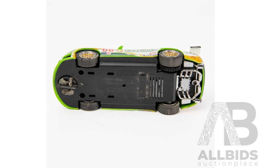 Boxed Scalextric Digital Three Car Set, Multi Car Racing with Lane Changing Includes Dodge Viper, Aston Martin DBR9, Porshe 911 GT3R