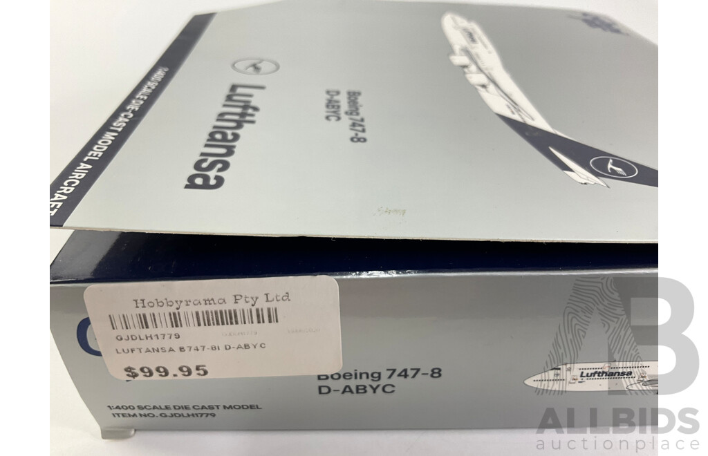 Gemini Jets Diecast Boeing 747-8 Luthansa DABY-C with Box - 1:400 Scale